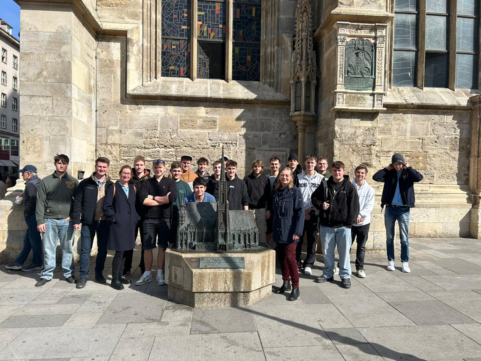 Stephansdom: Vom Keller bis zum Dachstuhl