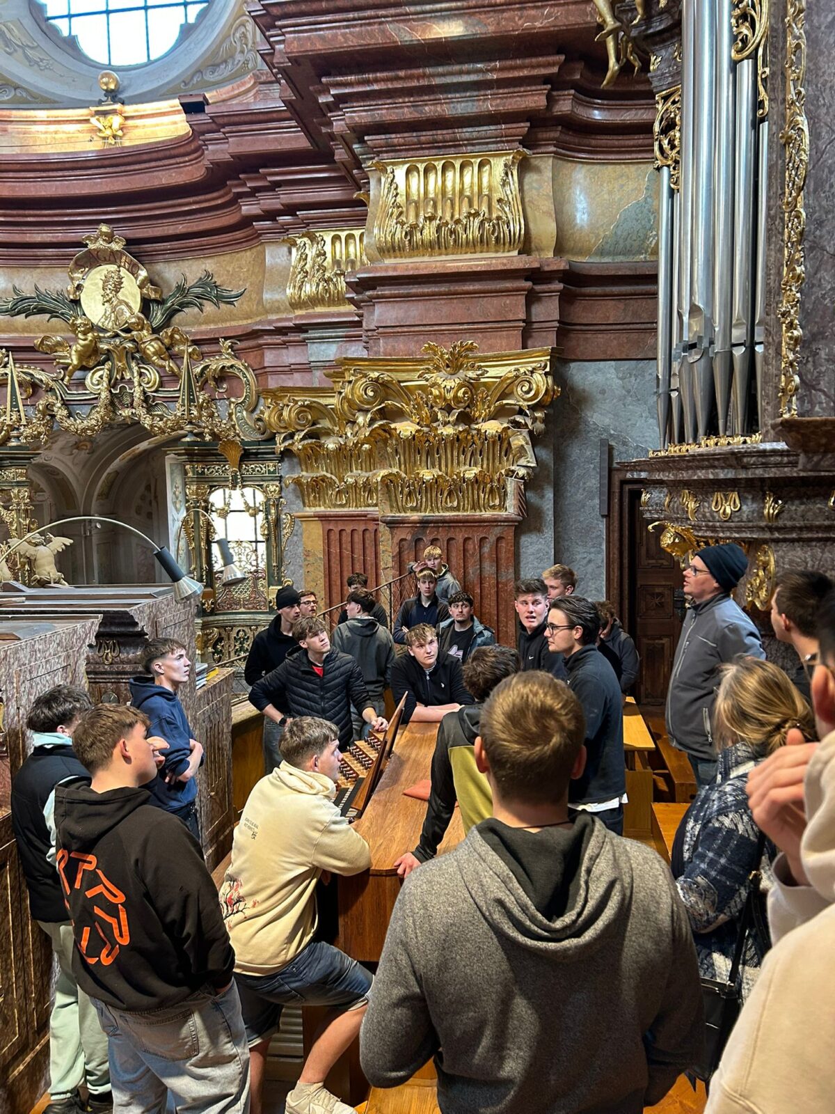 Schüler der LBS in der Stiftskirche Melk