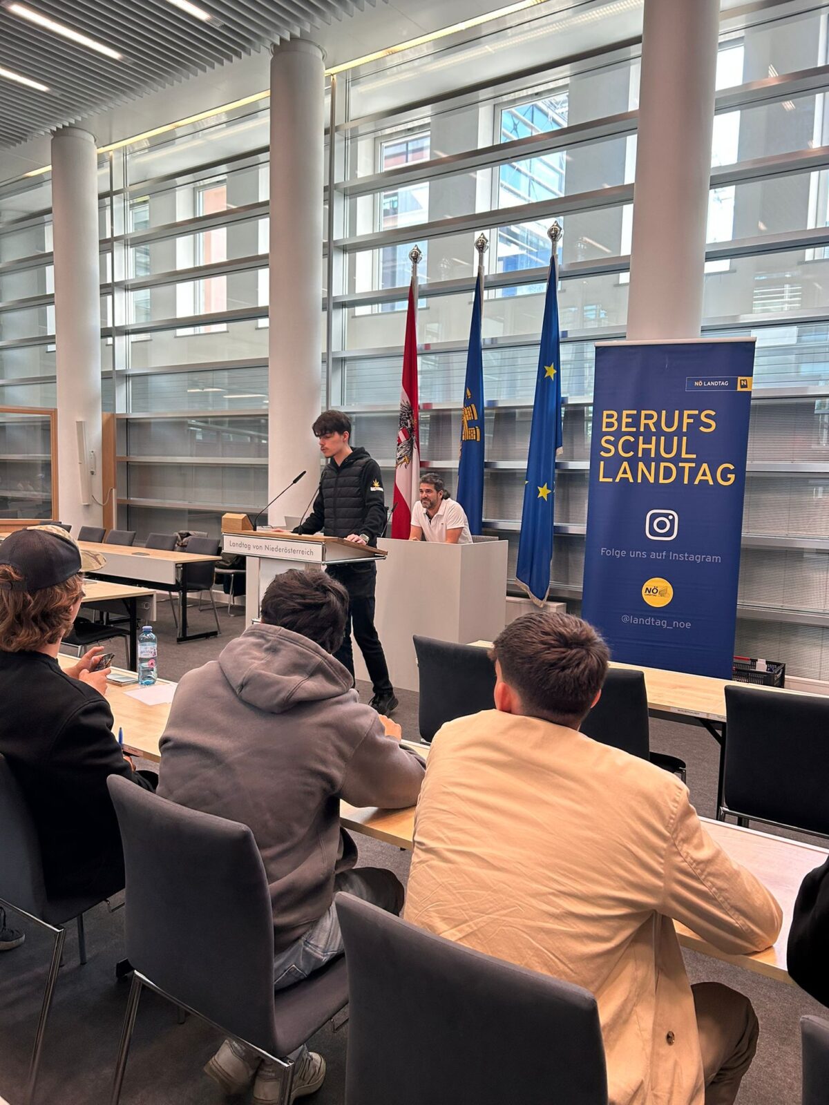 20260518_LandtagLG4-2526_04 Berufsschule beim Landtag 25/26 LG4